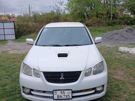 Mitsubishi Airtrek 2002