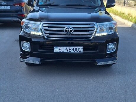 Toyota Land Cruiser 2012