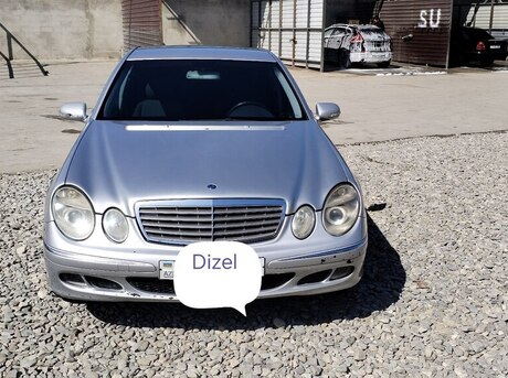 Mercedes E 220 d 2002