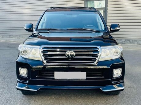 Toyota Land Cruiser 2013