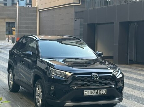 Toyota RAV4 2021