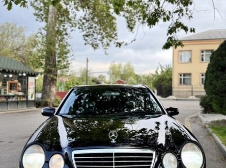Mercedes E 270 2000