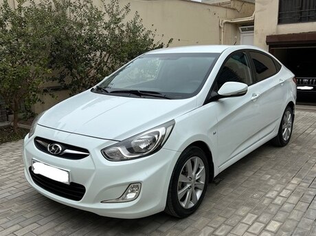 Hyundai Accent 2011