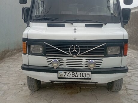 Mercedes 208 D 1994