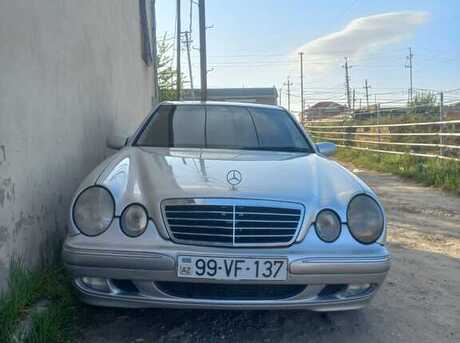 Mercedes E 220 d 2001