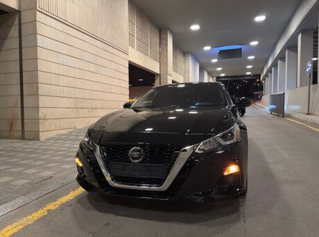 Nissan Altima 2019