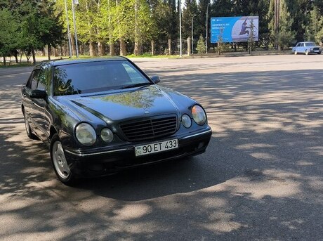 Mercedes E 280