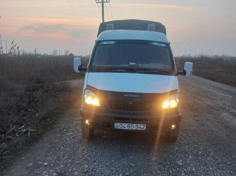 GAZ 330202-740 2007