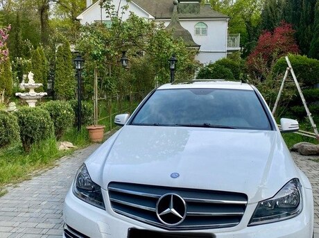 Mercedes C 250