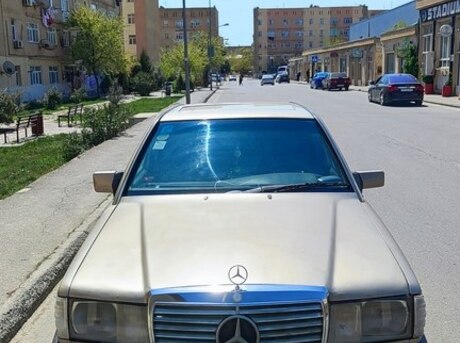 Mercedes 190 1990