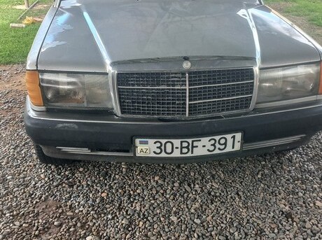 Mercedes 190 1990