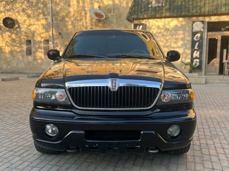 Lincoln Navigator