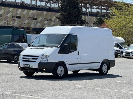 Ford Transit 2011