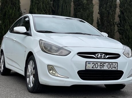 Hyundai Accent 2012