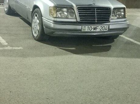 Mercedes E 220 1994