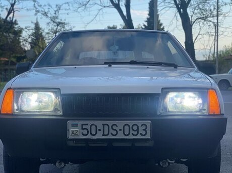 LADA (VAZ) 2108 1990