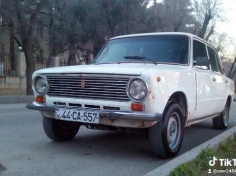 LADA (VAZ) 21011 1986