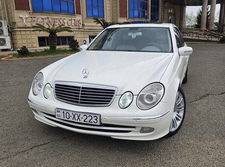 Mercedes E 240 2004