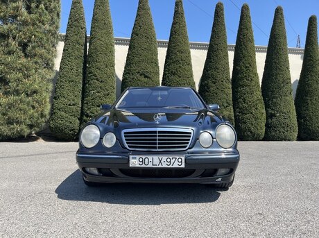 Mercedes E 240 2000