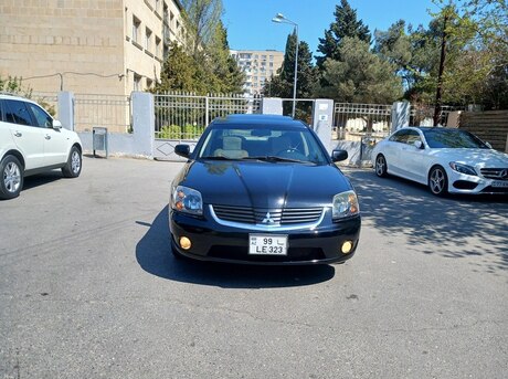 Mitsubishi Galant 2008