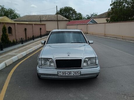Mercedes E 250 1993