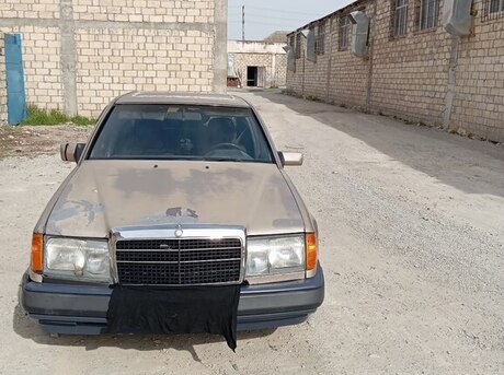 Mercedes E 220 1992