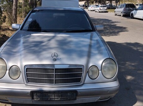 Mercedes E 240 1998