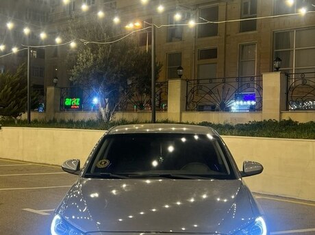 Hyundai Elantra 2018