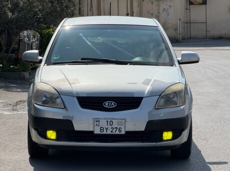 Kia Rio 2005