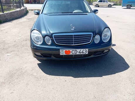 Mercedes E 220 d 2002