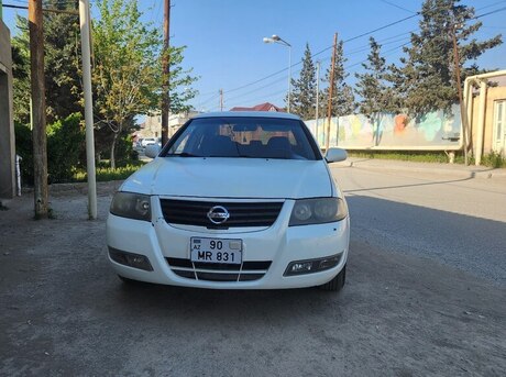 Nissan Sunny 2011