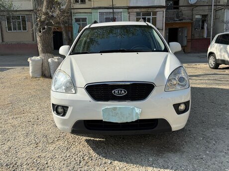 Kia Carens 2011