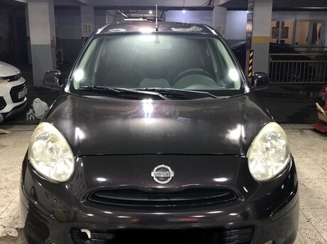 Nissan March 2011