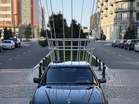 Mercedes E 320 1990