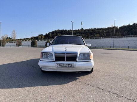 Mercedes E 220 1994