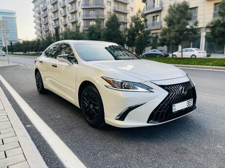 Lexus ES 200 2022