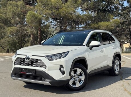 Toyota RAV4 2021