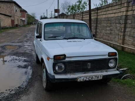LADA (VAZ) Niva 1986