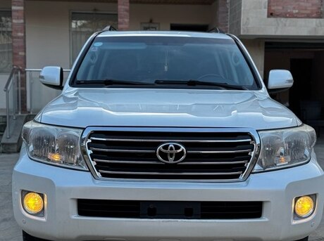 Toyota Land Cruiser 2013