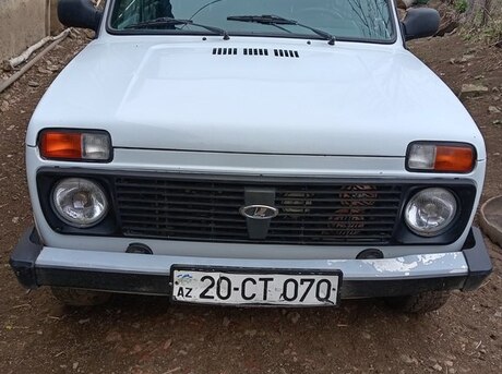LADA (VAZ) Niva 2009