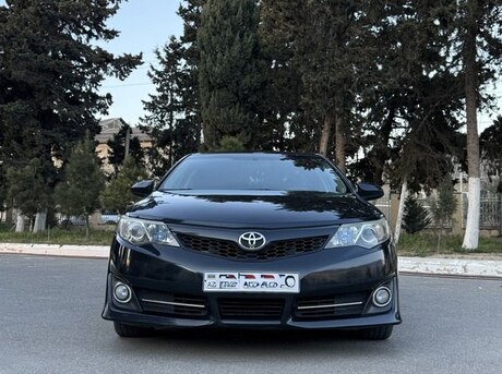 Toyota Camry 2014