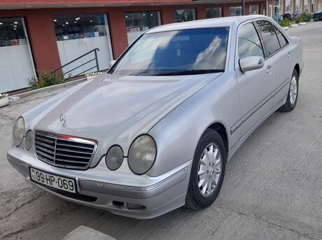 Mercedes E 270 2001