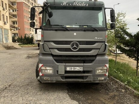 Mercedes Axor 1843 2013