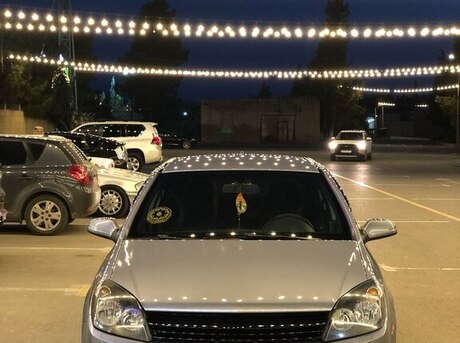 Opel Astra 2005