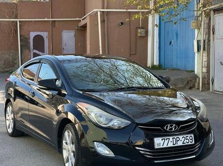 Hyundai Elantra 2013