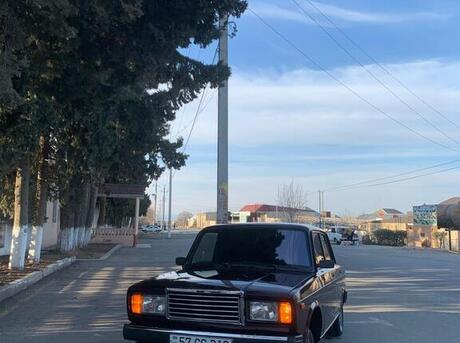LADA (VAZ) 2107 2005