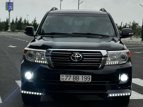 Toyota Land Cruiser 2012
