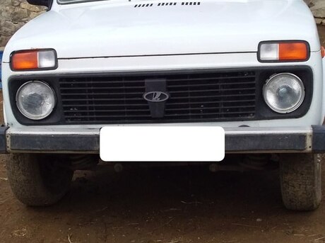 LADA (VAZ) Niva 1985