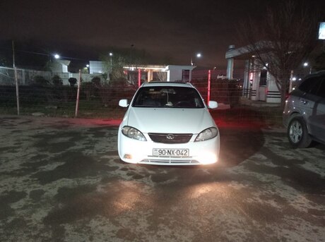 Daewoo Gentra 2014