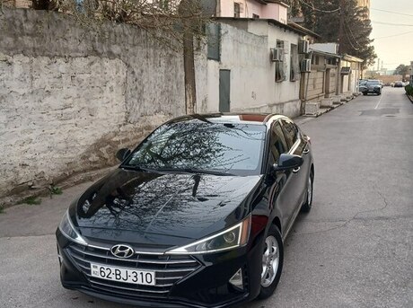Hyundai Elantra 2018
